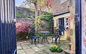 The Davey Tower, Medieval Riverside House